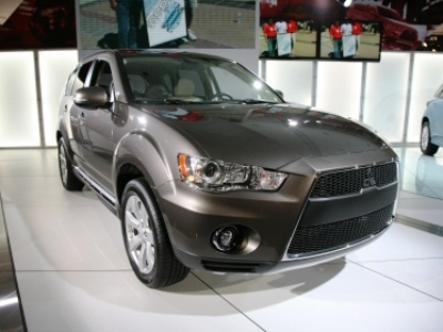 Mitsubishi Outlander 2011